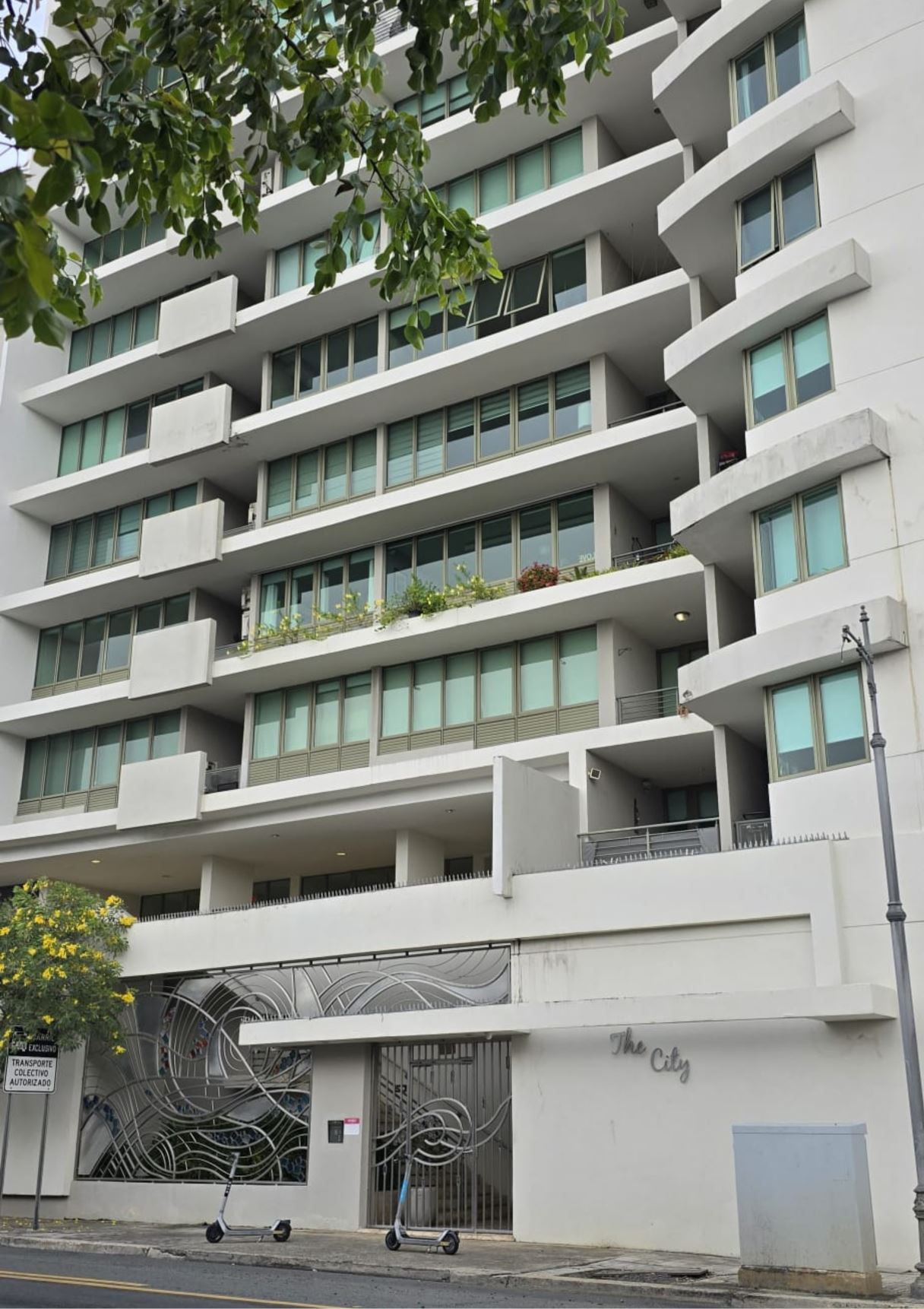 Cond. The City San Juan