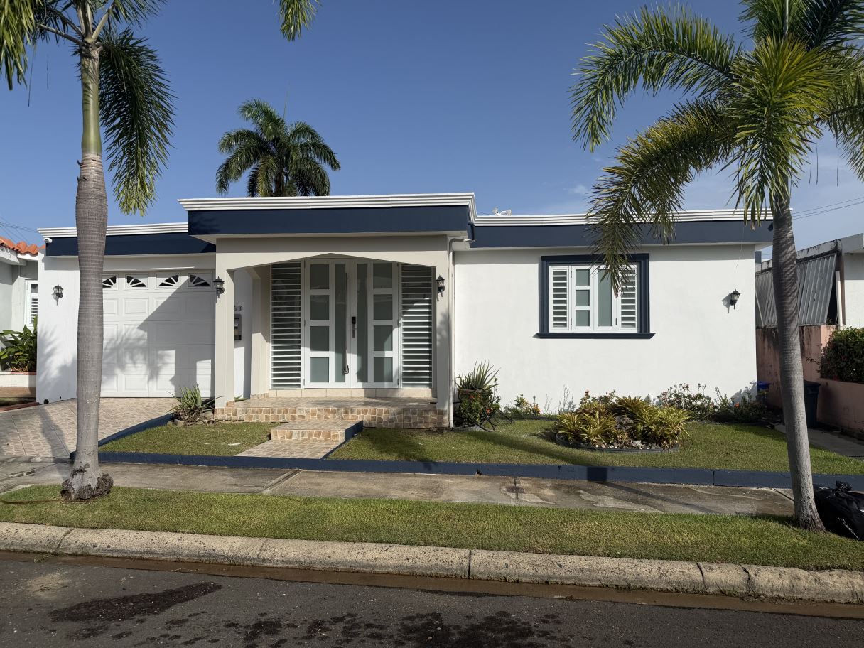 House for rent in Urb. La Riviera