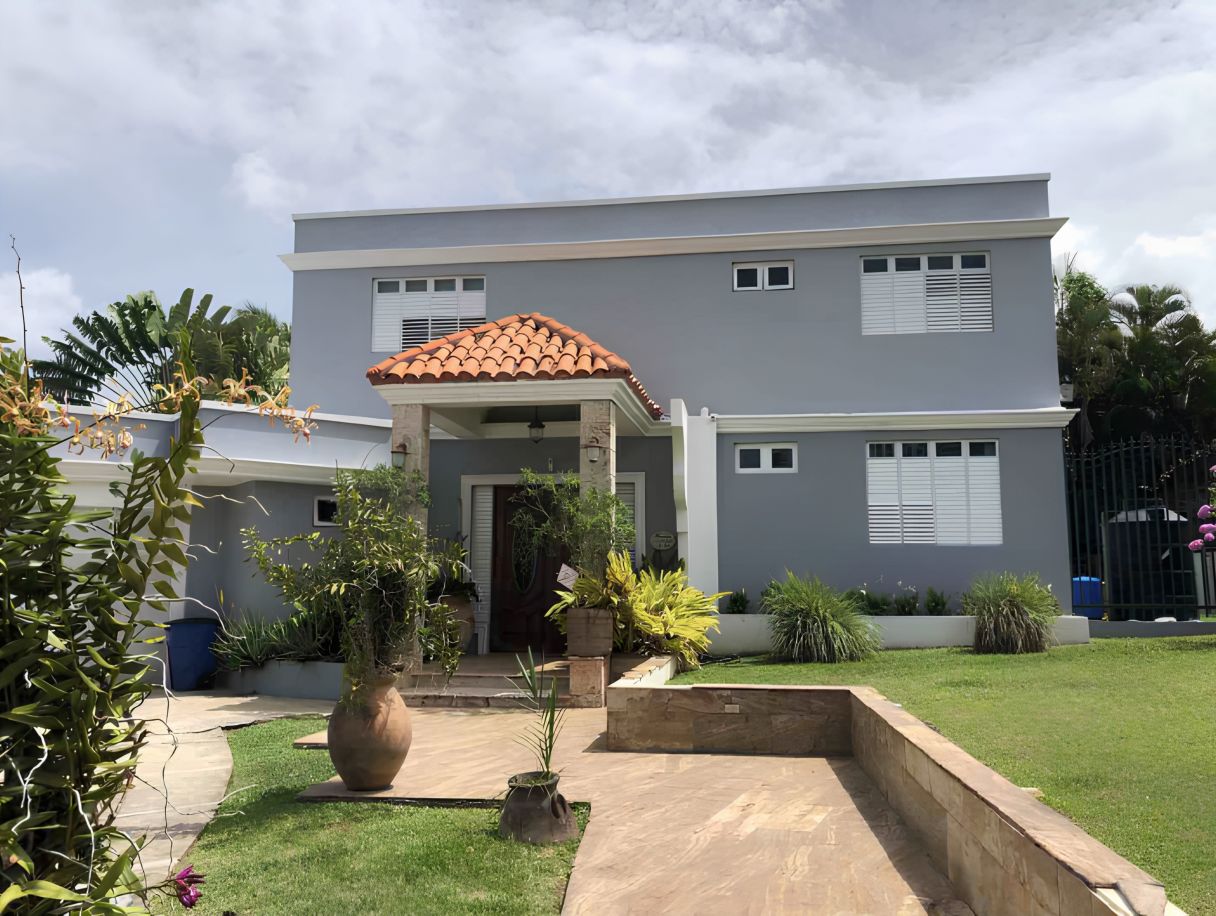Luxury Residence for Sale in Torrimar Alto | Guaynabo